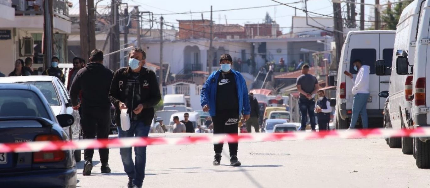 Συναγερμός στη Λάρισα για το «κρυφτό» κρουσμάτων κορωνοϊού στην Ν.Σμύρνη